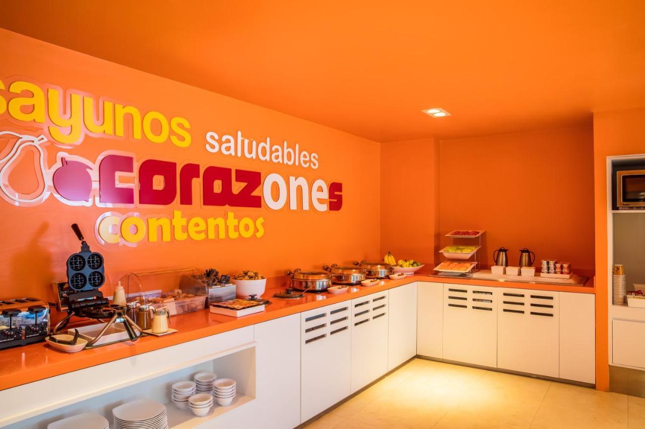 One Puebla Serdan ภายนอก รูปภาพ
