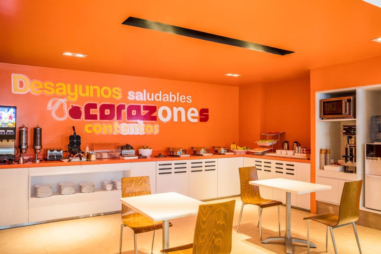 One Puebla Serdan ภายนอก รูปภาพ