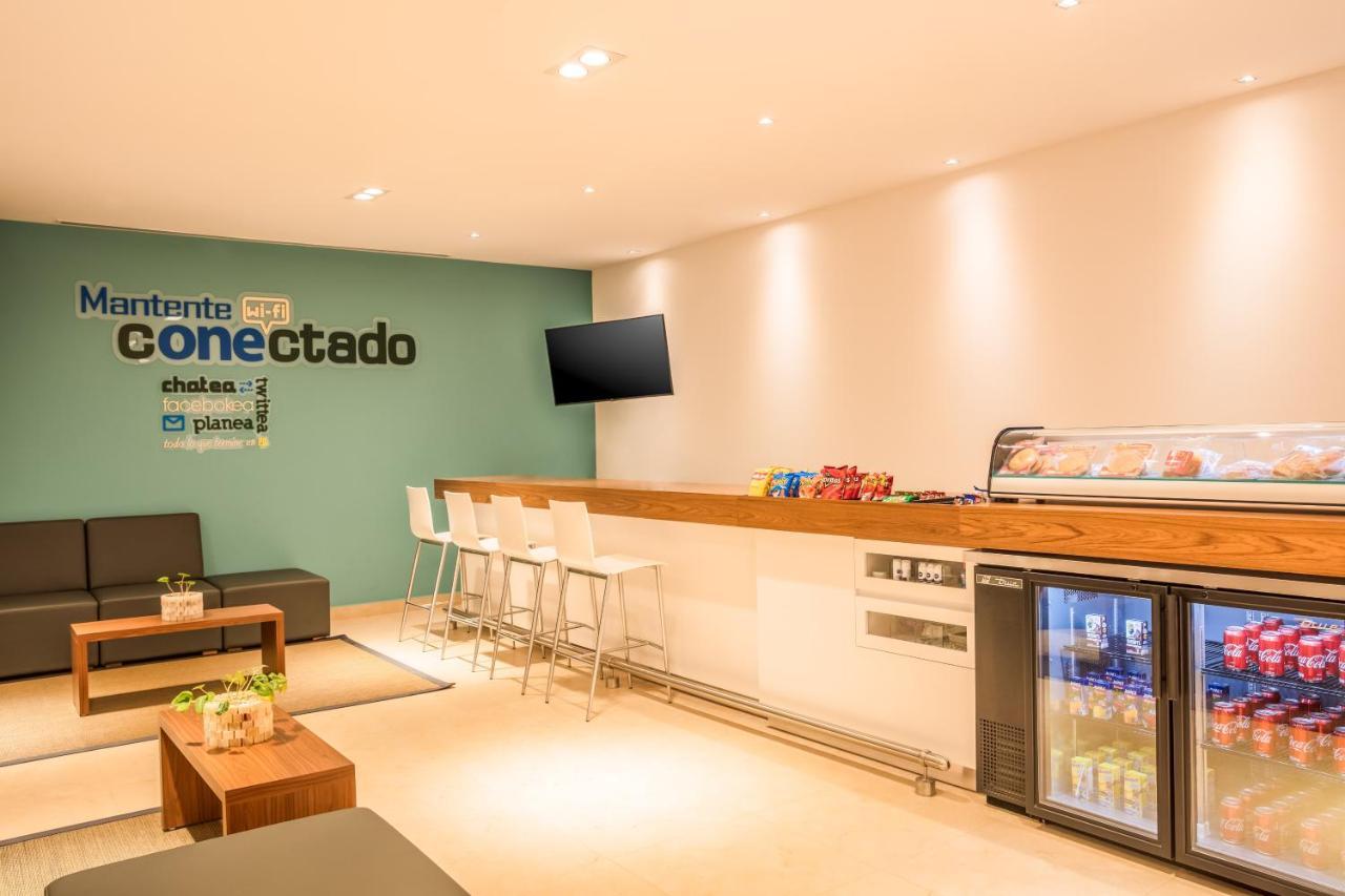 One Puebla Serdan ภายนอก รูปภาพ