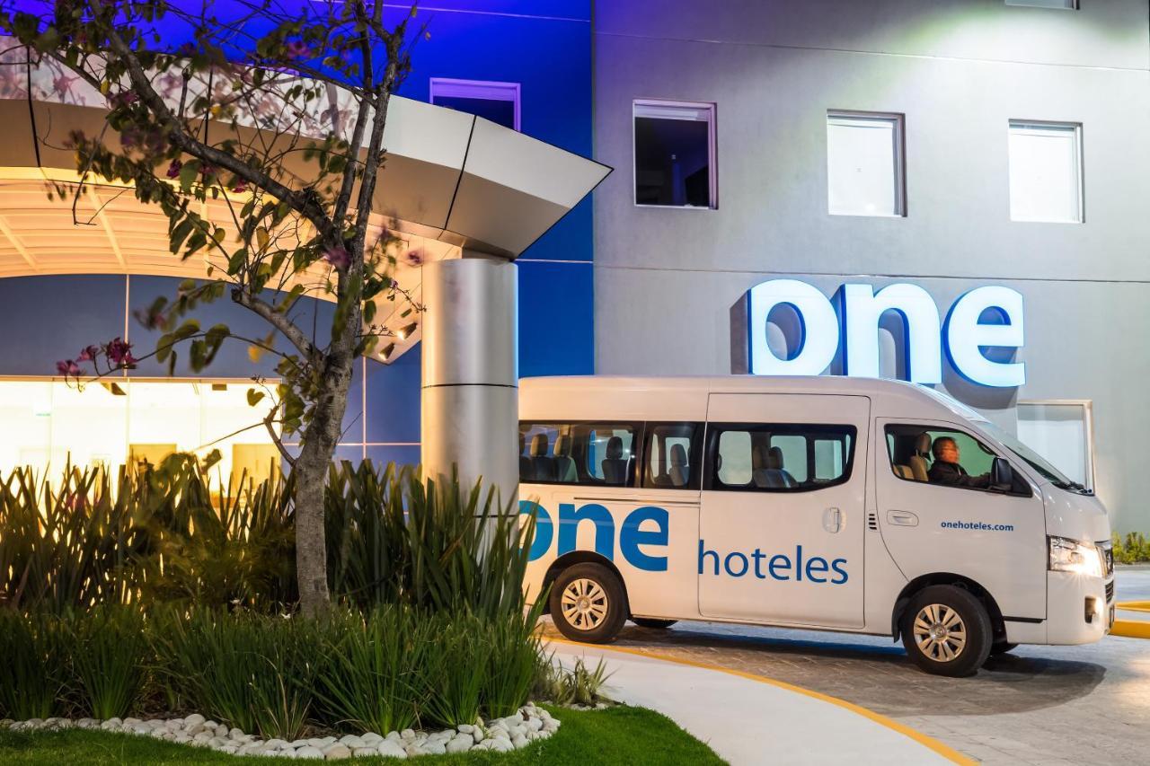 One Puebla Serdan ภายนอก รูปภาพ
